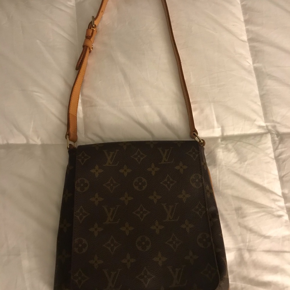 Louis Vuitton Musettte Salsa